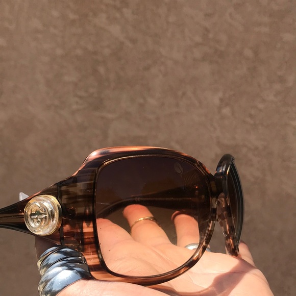AUTHENTIC 🔥 GUCCI oversized sunglasses. - Picture 6 of 6